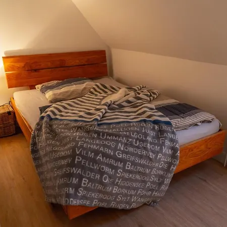 Deichbude 4 - Box 1 Bis 11